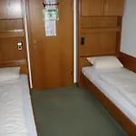 Hostal Big Mountain *