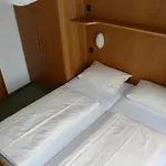 Hostal Big Mountain *