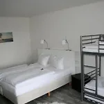 Big Mountain Hostal *